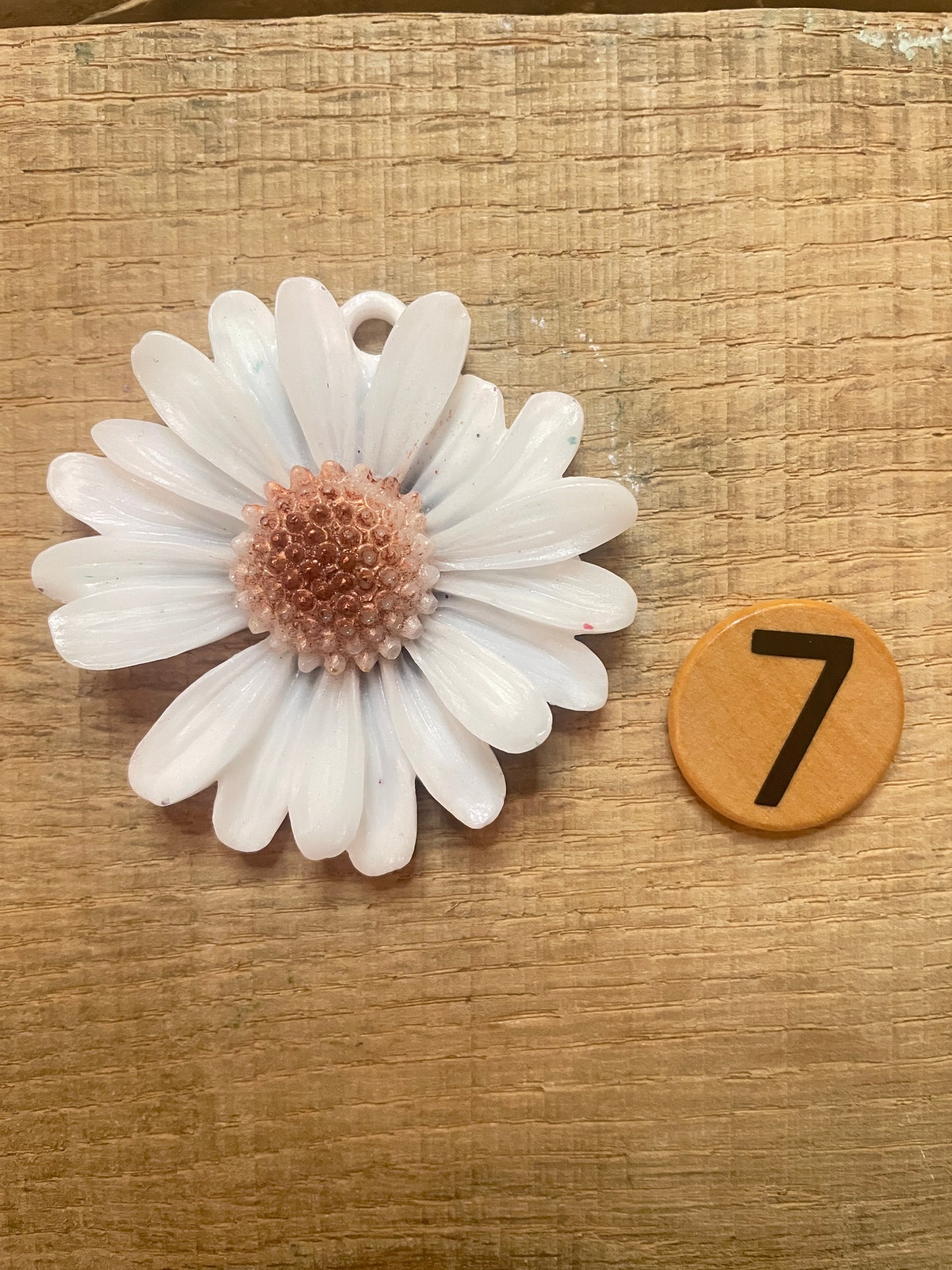 Resin Flower – Necklace or Keychain