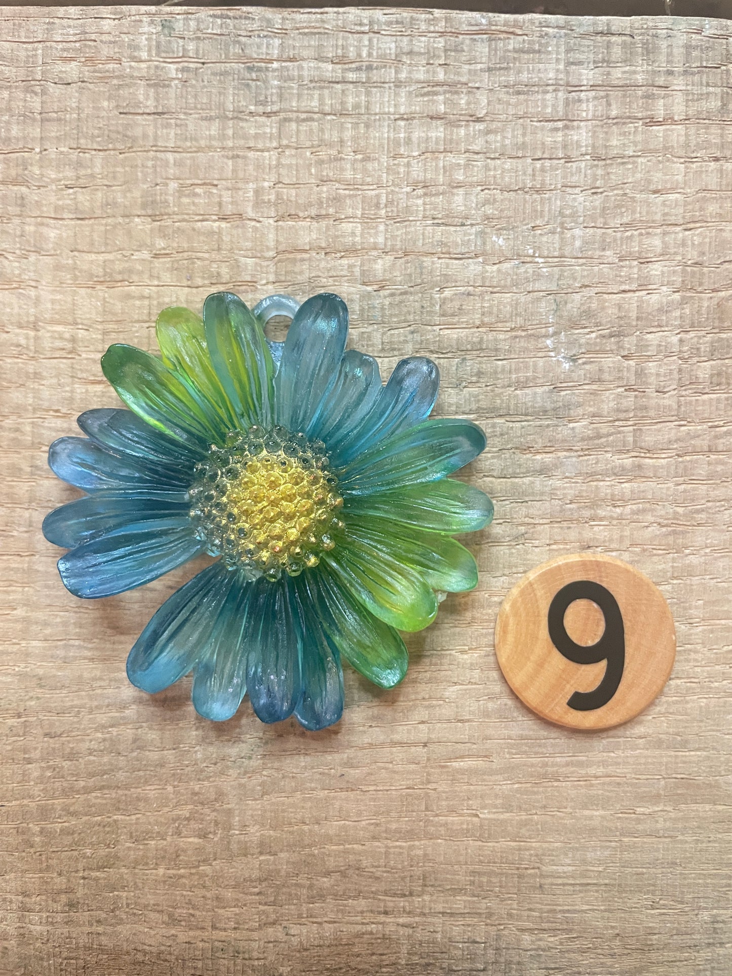 Resin Flower – Necklace or Keychain