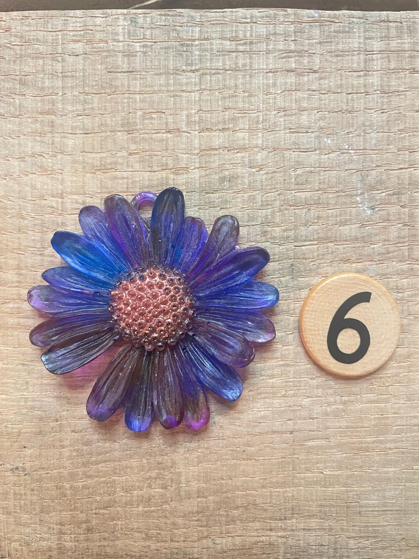 Resin Flower – Necklace or Keychain